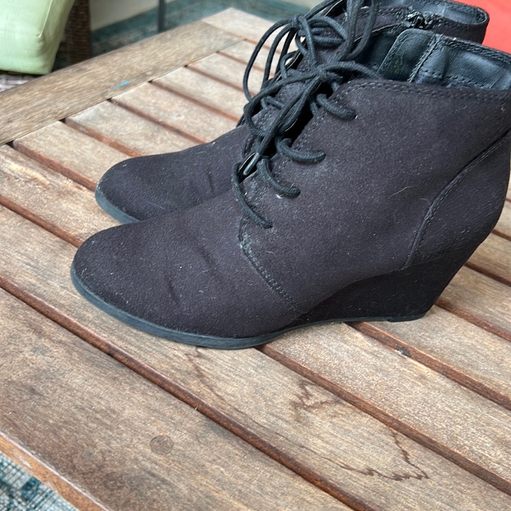 American rag wedge zippered bootie